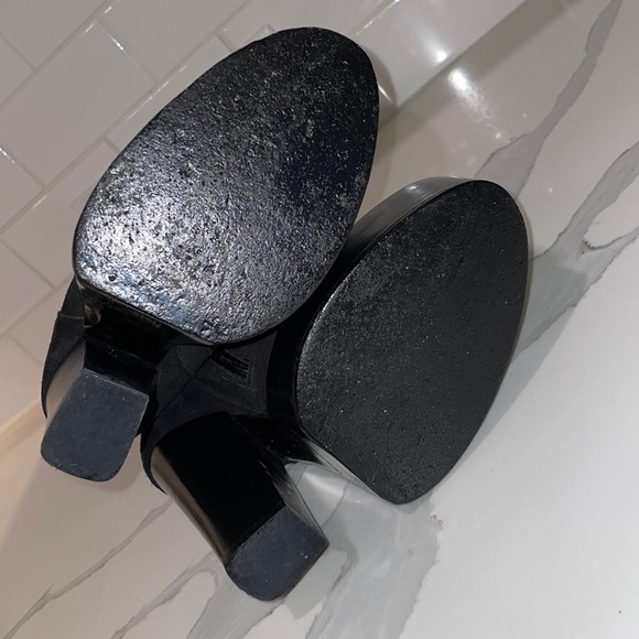 BALENCIAGA BLACK SUEDE BOOTS MADE IN ITALY SIZE 37 (7 US) - Picture 14 of 17